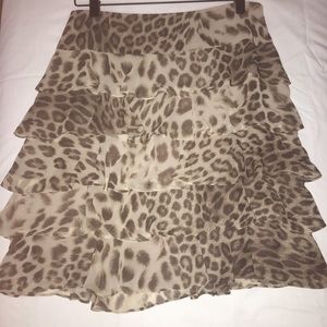 Preowned TALBOTS Cheetah print layered skirt sz 6p